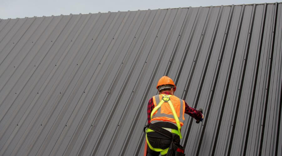 Expert top industrial roofings services in Elkhart, IA
